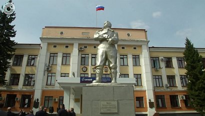 В Новосибирске почтили память Глеба Ванага