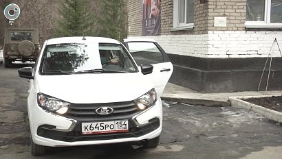 Врачи Тогучинской ЦРБ получили новый автомобиль