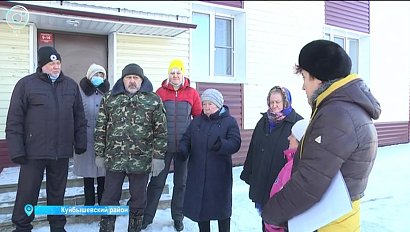 Больше полугода жильцы двухэтажки в посёлке Спиртзавод остаются без нормального водоснабжения