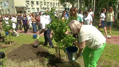 В Новосибирске заложили аллею "Подарившим жизнь"