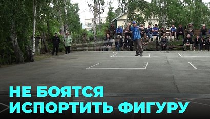 Соревнования по игре в городки произвели настоящий фурор