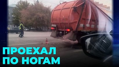 Мусоровоз переехал пенсионерку