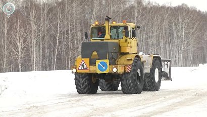 В Новосибирской области готовятся к весеннему паводку. Как очищают водопропускные трубы?