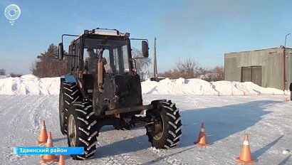 Соревнования механизаторов провели в Здвинске